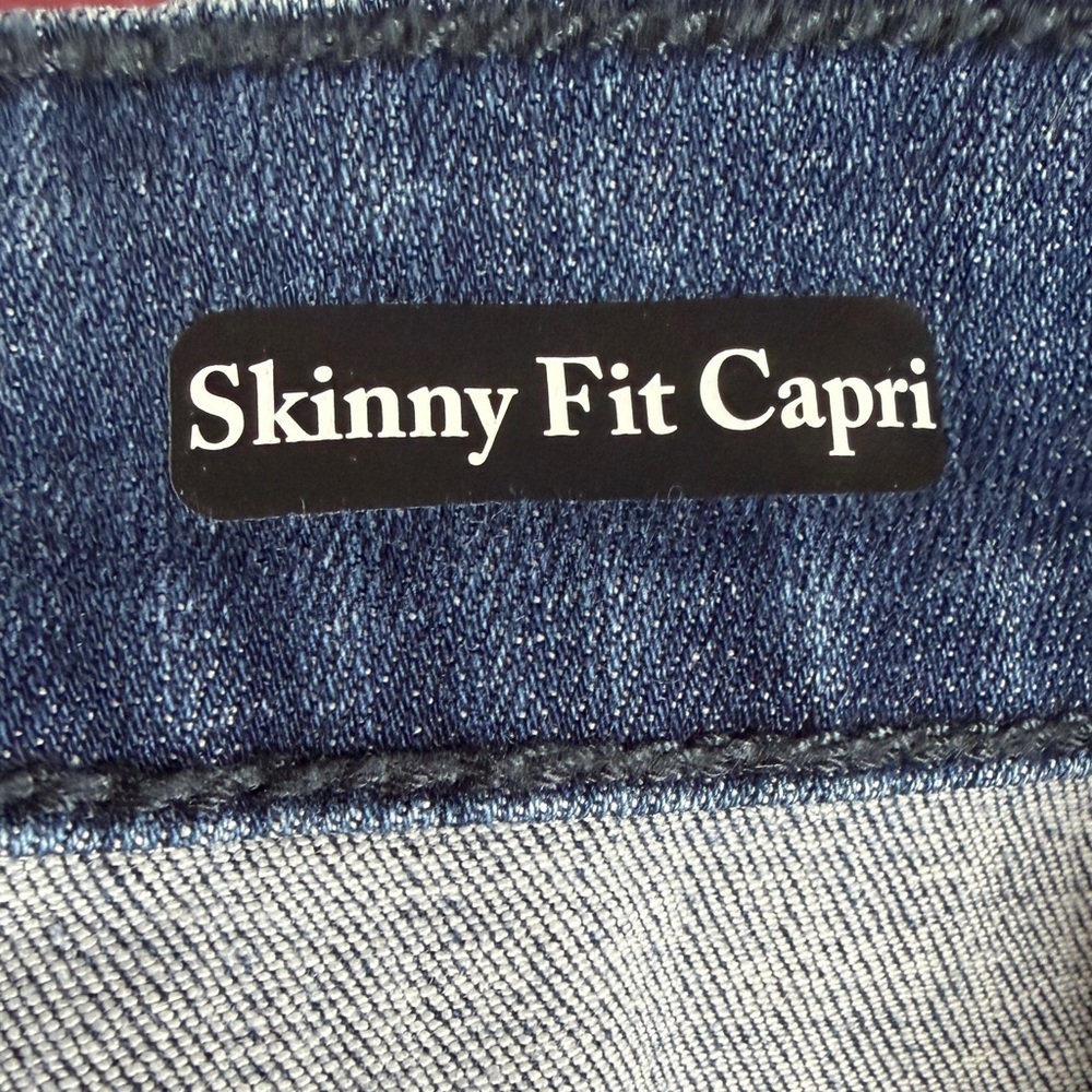 Judy Blue Skinny Fit Capri Jeans - Picture 6 of 7